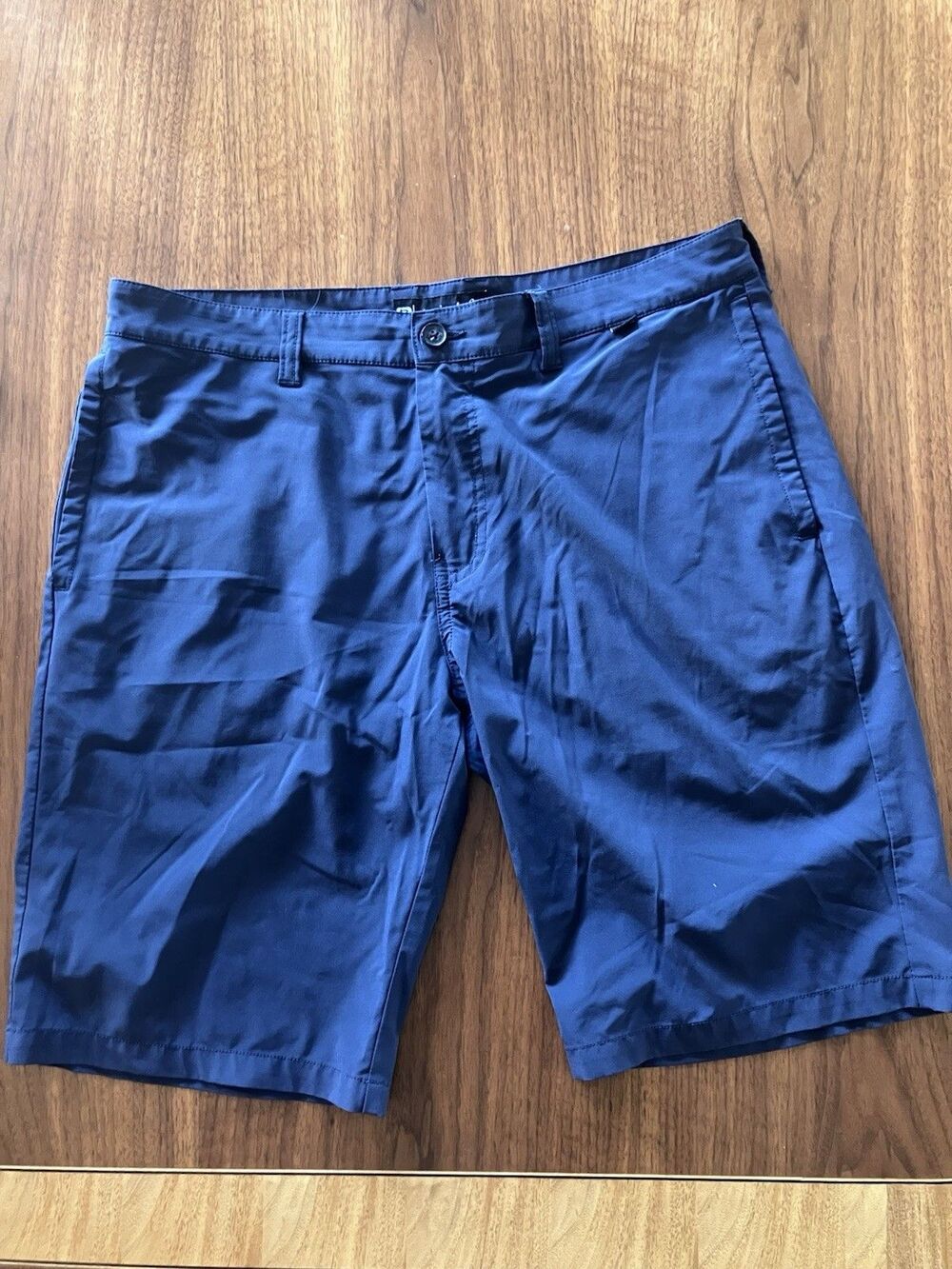 Travis Mathew Golf Shorts Mens Sz 36 Sports Performance Stretch 10” Blue